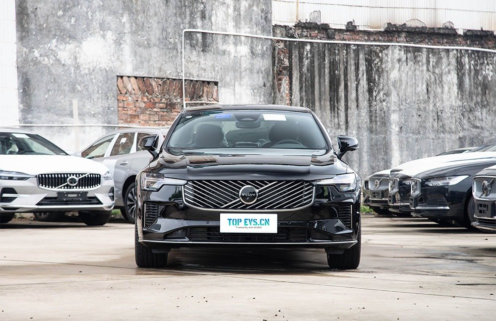 imgi_3_1_3 2026 Volvo S90– China Export Vehicle | High-Quality Cars From China - New Chinese Cars Israel - Image 1