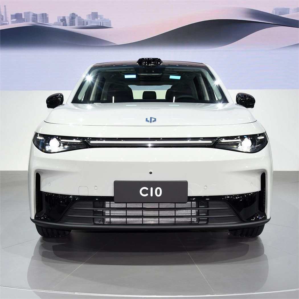 imgi_71_2024-Leapmotor-C10-2WD-5-Seat-New-Energy-Vehicles-Hybrid-Electric-Cars 2026 Leapmotor C10 Comfort Edition Electric Car– In Stock in China | China Car Export - Chinese Car Export Israel - Image 1