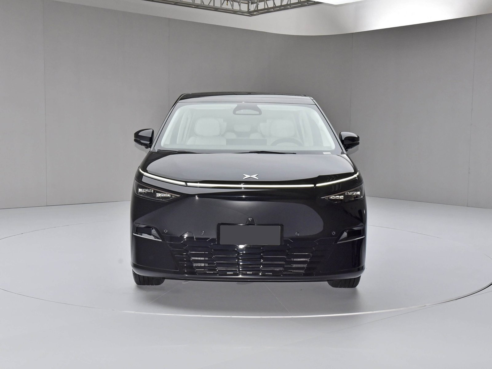 imgi_79_Brand-Xpeng-X9-Fwd-4WD-High-Performance-EV-Cars-New-Energy-Vehicle-7-Seaters-Medium-to- Xpeng X9 High-End Electric Business MPV Exceptional Performance Spacious Interior and Luxury– In Stock in China | Sedans From China - China EV for Israel - Image 1