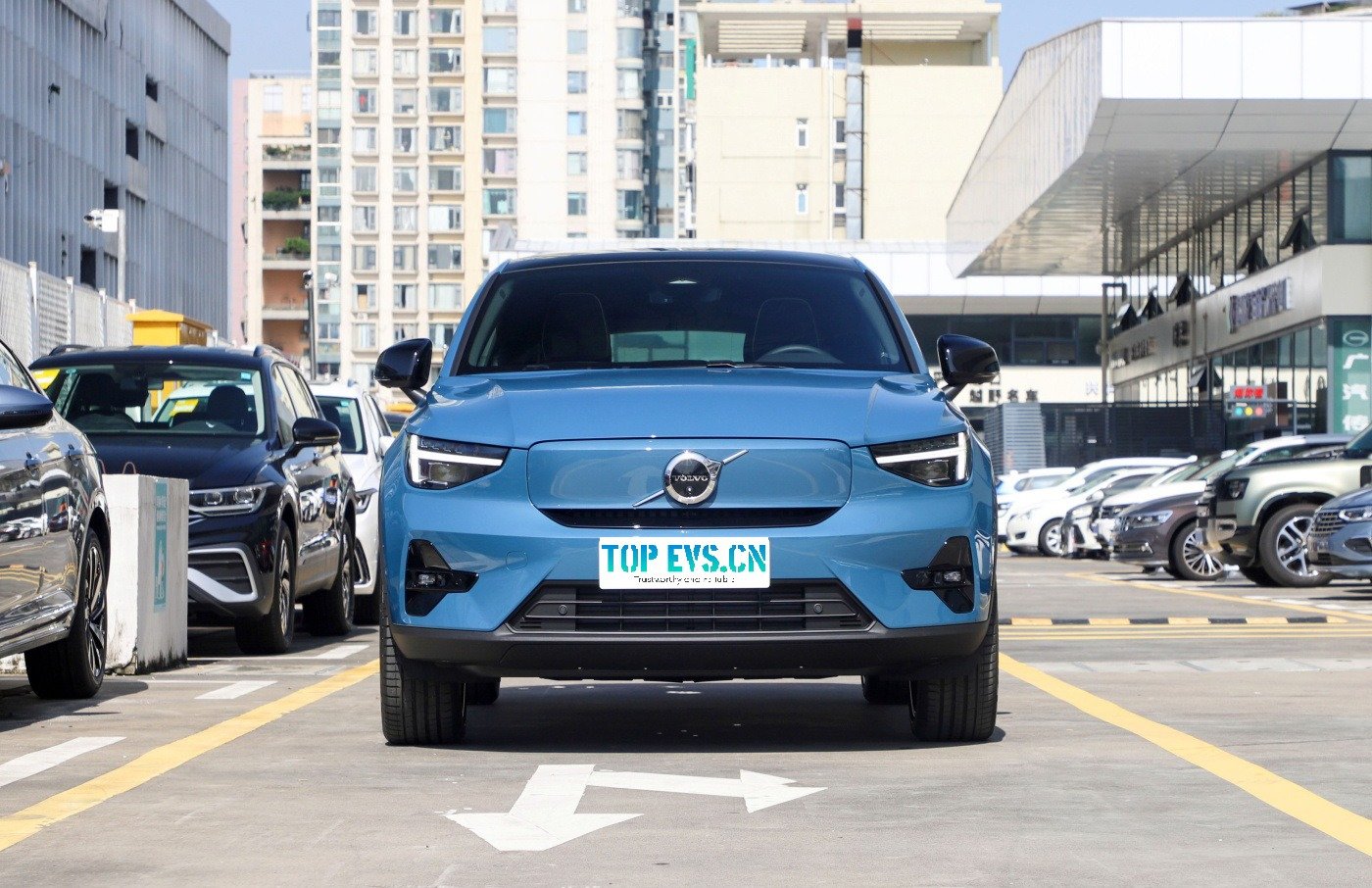 imgi_3_Volvo C40 PHEV front(1) VOLVO C40– Buy Direct From China | New Cars From China - Image 1